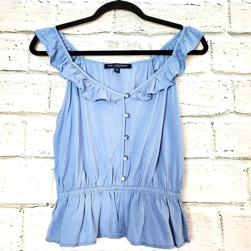 One clothing cold shoulder chambray peplum top Size small blue